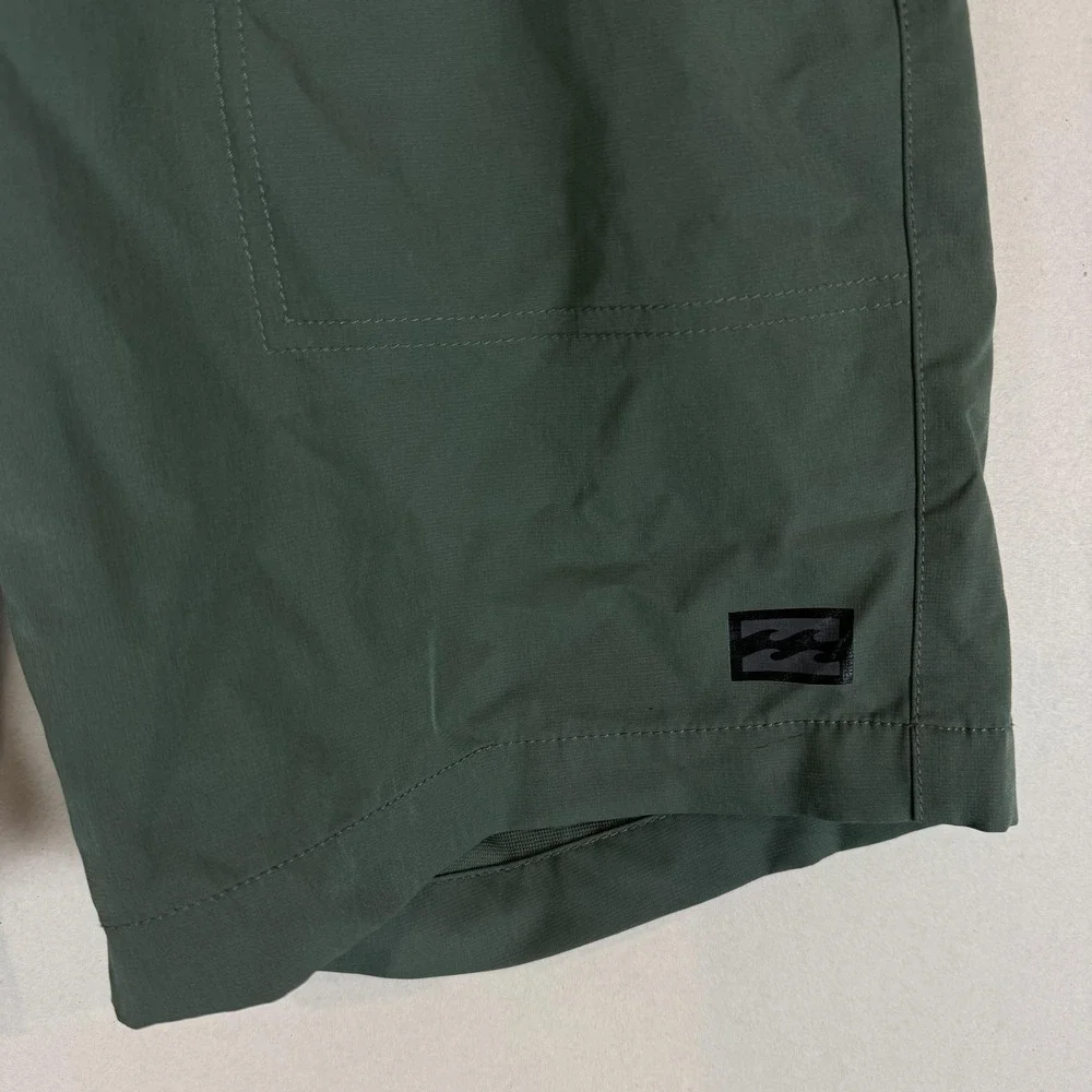 Billabong Shorts Mens Small Green Swim Trunks Lined Elastic Waist Pockets Mesh